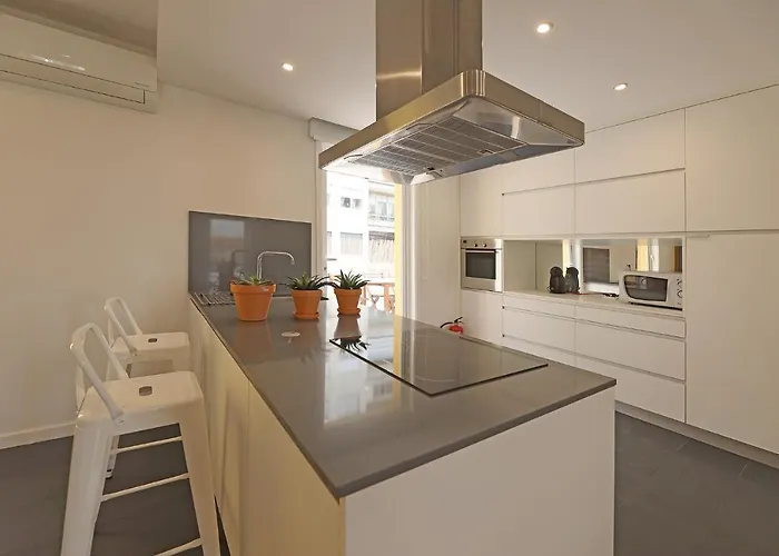 アパート Flh Boavista Family Flat With Terrace ポルト